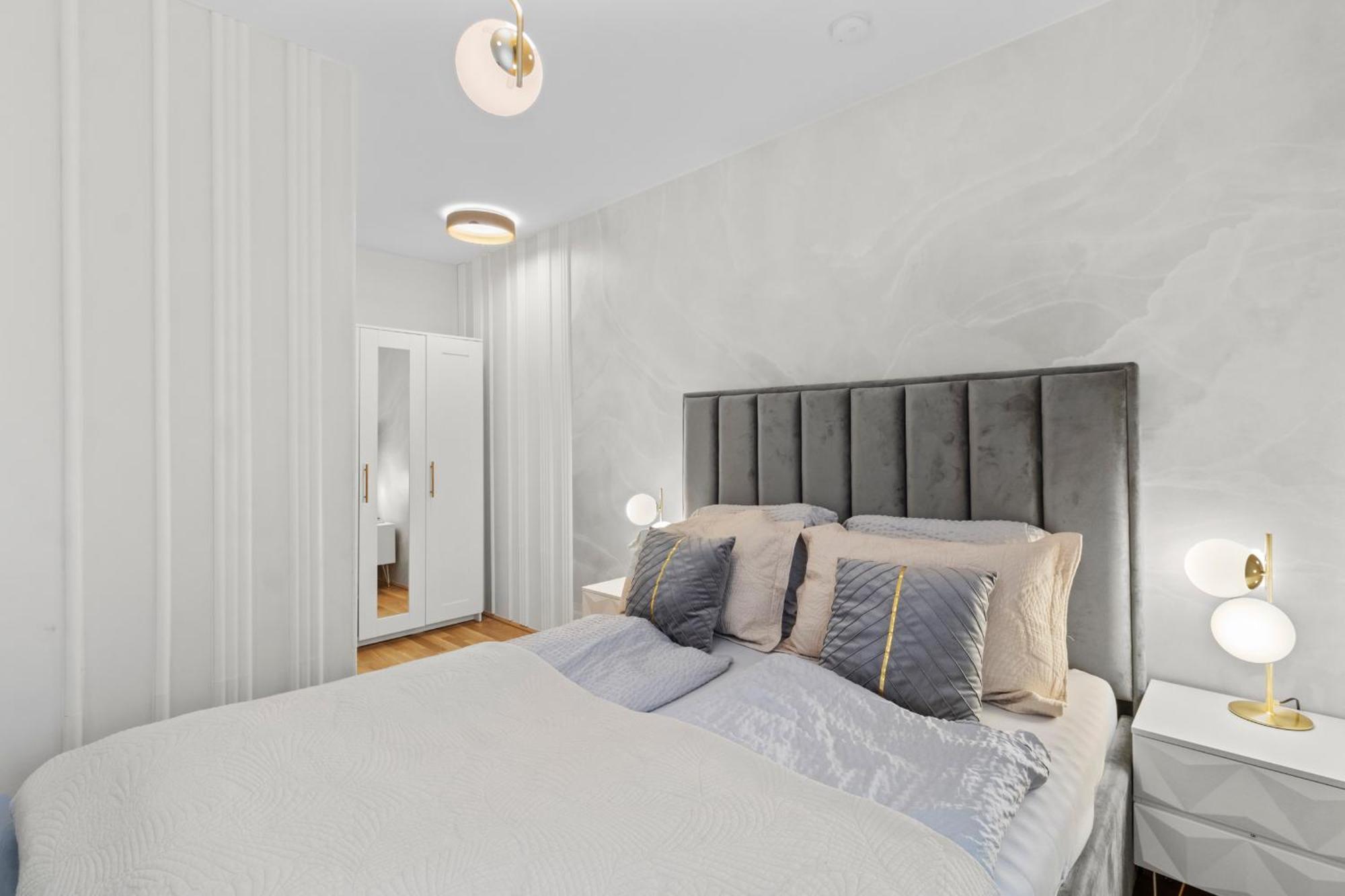 Modern Apartment I Parking I Vienna Esterno foto