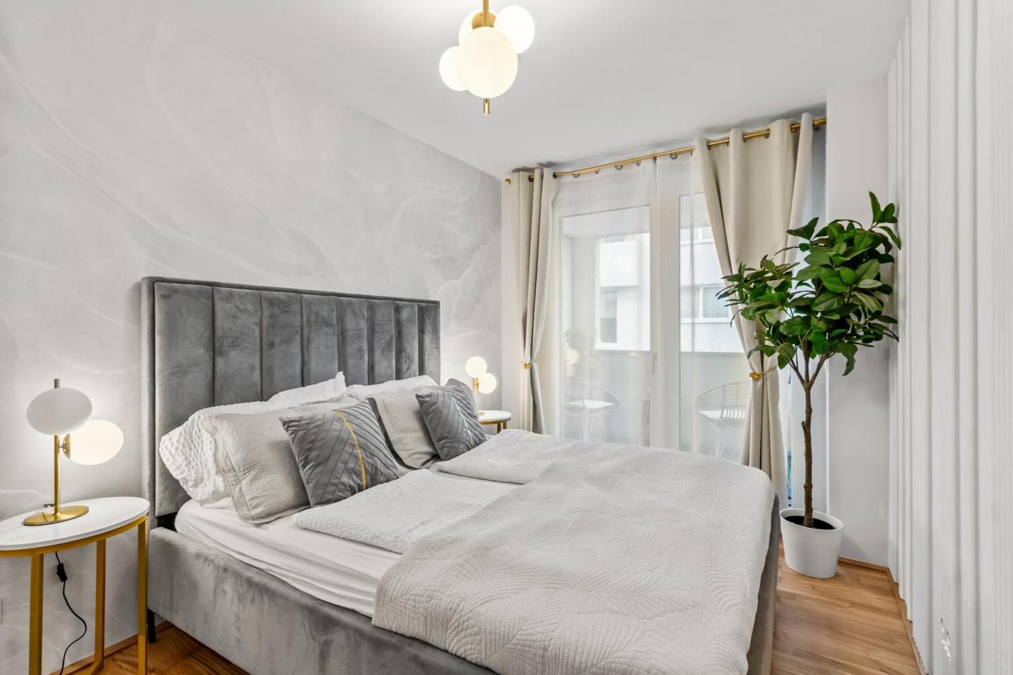 Modern Apartment I Parking I Vienna Esterno foto